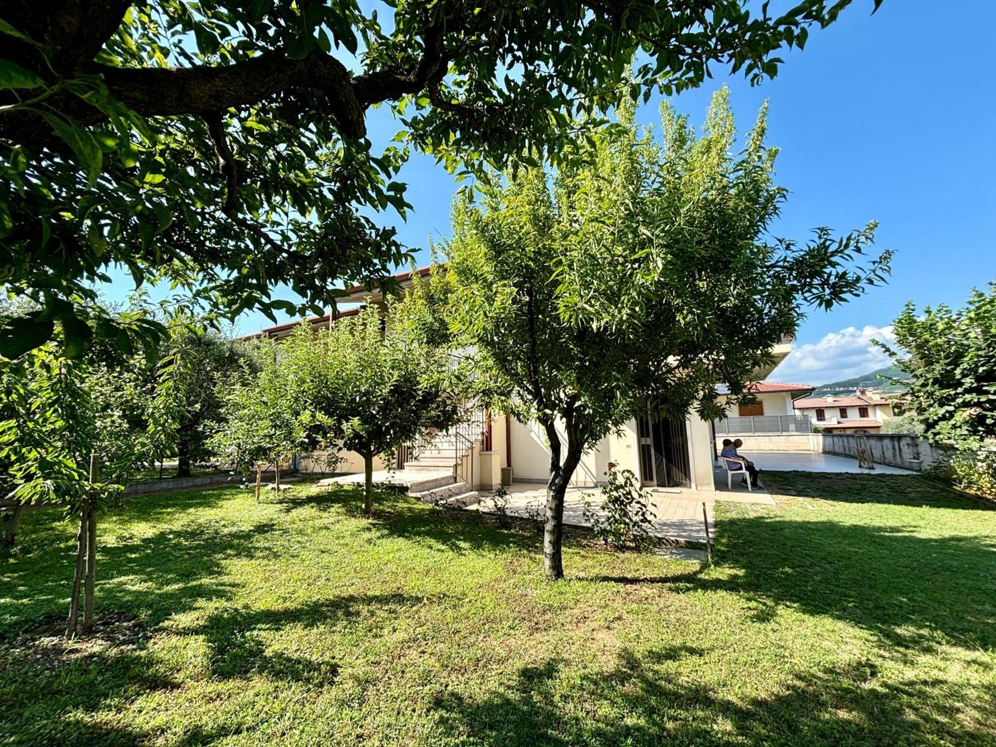 Casa Aurelio 2 Min Dall'Ospedale Negrar Εξωτερικό φωτογραφία